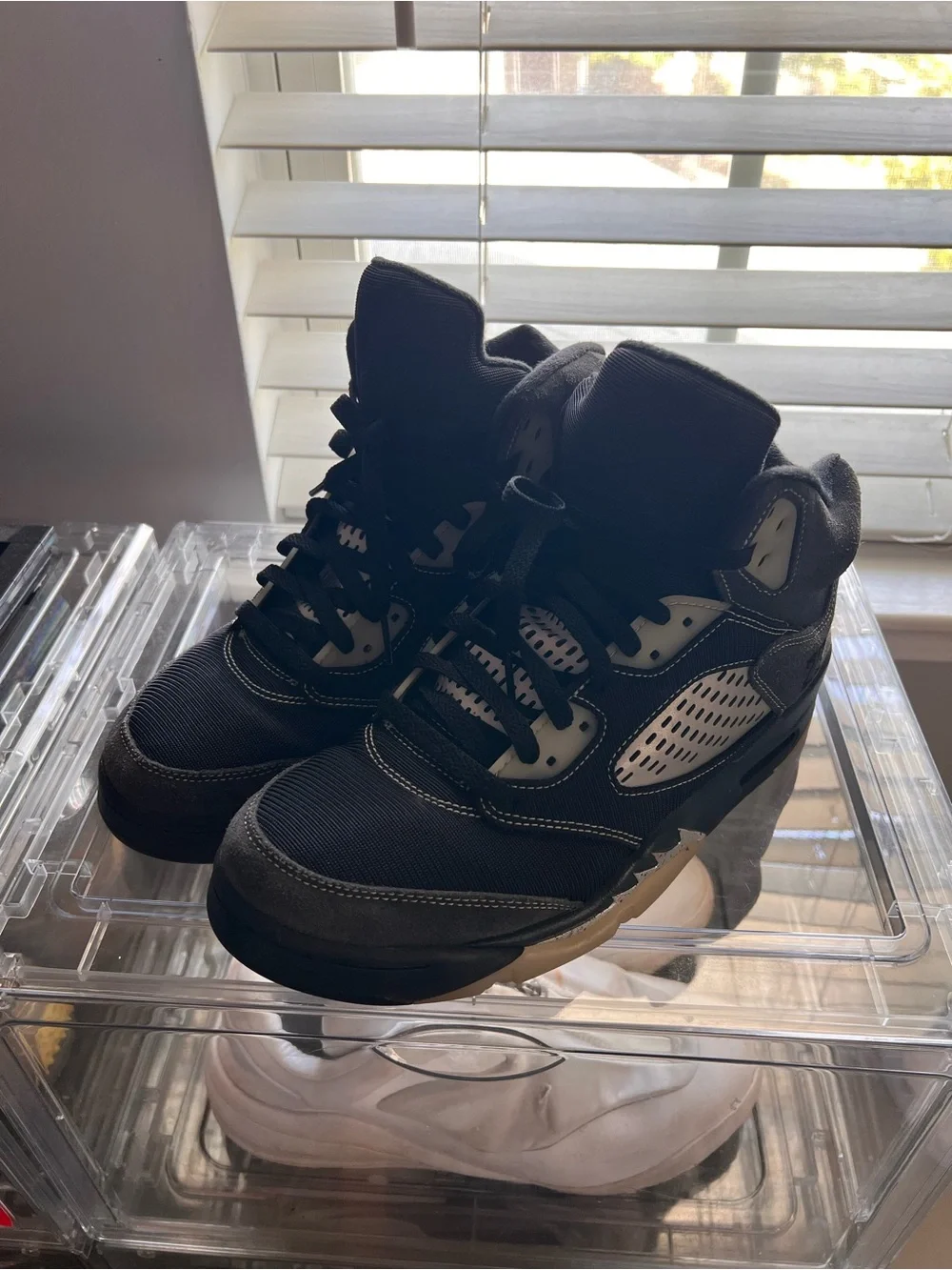 Air Jordan 5 Black/Anthracite Men’s Size 9 Used – Pre-Owned